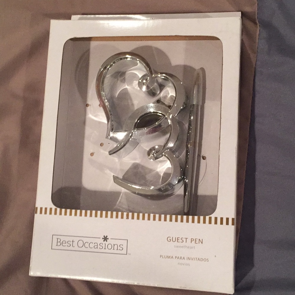Wedding pen and holder set